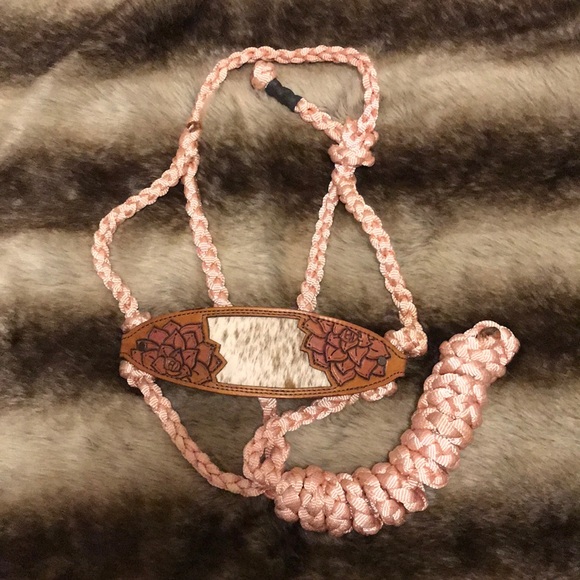 Cowhide bronc halter on mule tape halter cactus horse tack pink tack - Picture 5 of 5